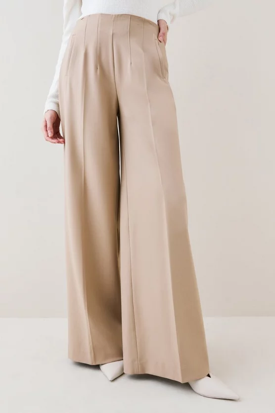 New 🧨 Karen Millen Essential Mid Rise Wide Leg Darted Trouser 🥰 2 New 🧨 Karen Millen Essential Mid Rise Wide Leg Darted Trouser 🥰 - Image 2