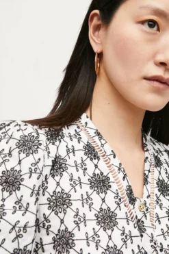 Deals 🎉 Karen Millen Contrast Cotton Broderie Woven Blouse 🎁 -Workwear Shop bkk03849 mono xl 2