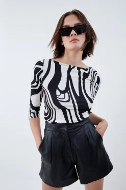 Cheap 💯 Karen Millen Printed Mono Slash Neck Jersey Top 🤩