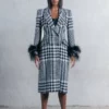 Budget 💯 Karen Millen Mono Italian 🦮 Dogtooth Feather Cuff Check Fitted 🧥 Coat ❤️